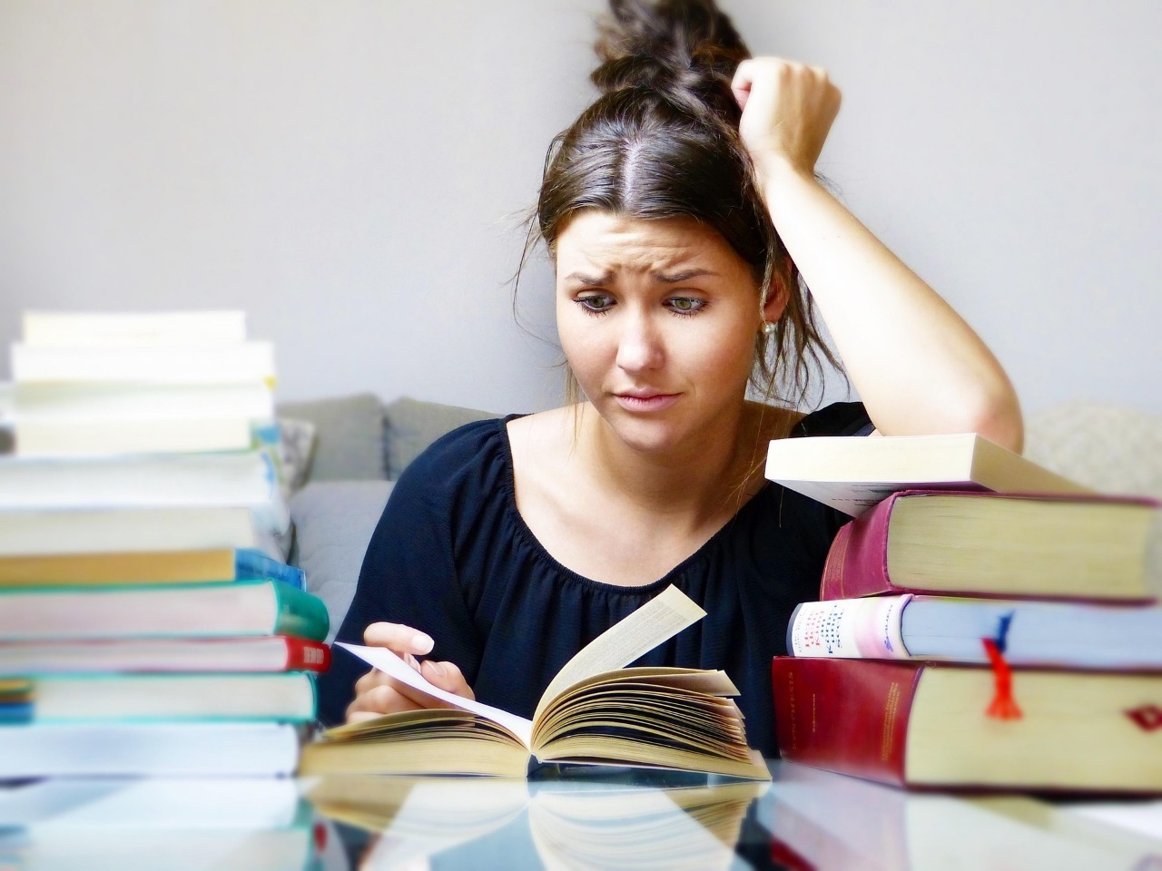 Le stress des étudiants comme l'une des causes de la paralysie du sommeil