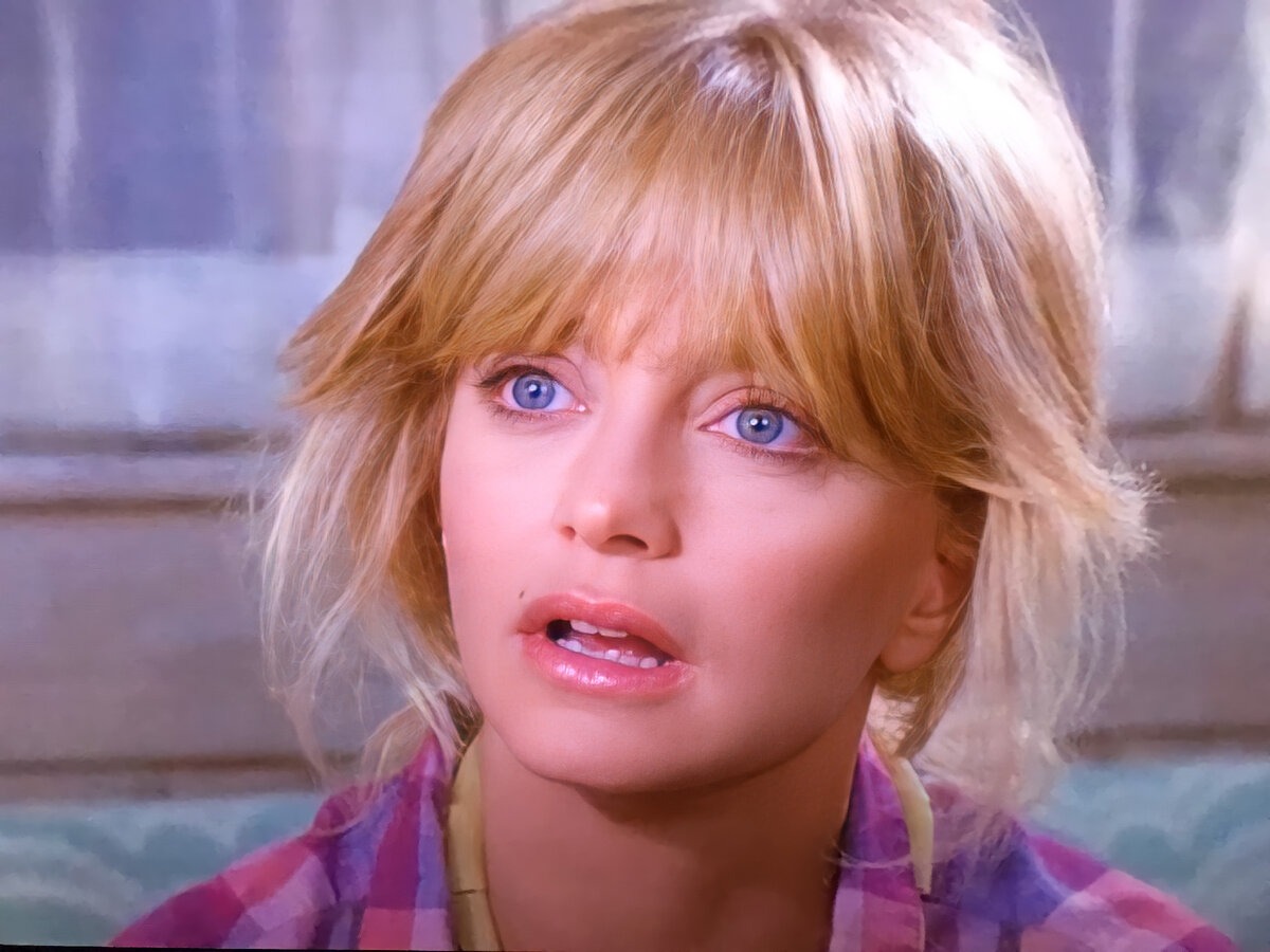 Des extraterrestres ont étudié une Goldie Hawn paralysée